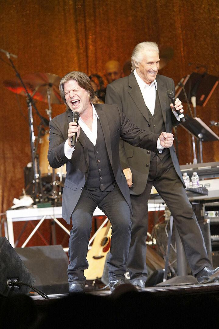 righteous-brothers-to-perform-at-the-redlands-bowl